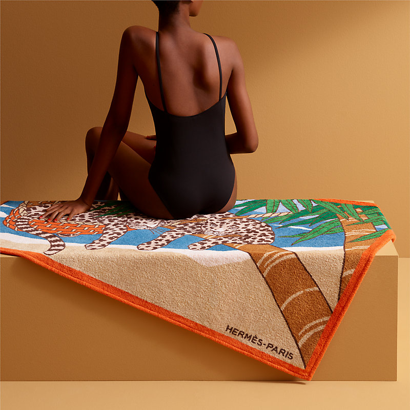 Jin et Leo beach towel | Hermès Singapore